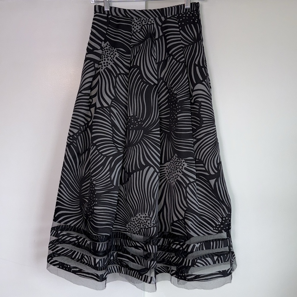Anthropologie - Sachin + Babi Black and Grey Midi Skirt - Size 2